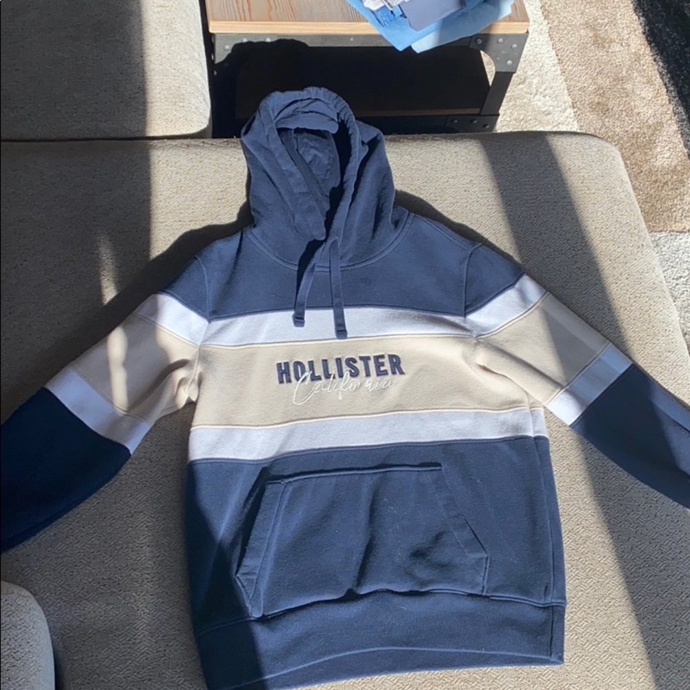 Hollister hoodie